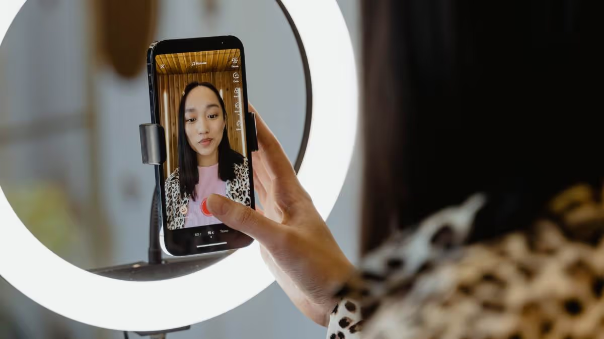 普通人在TikTok Shop开店：7步引爆销量的智能增长路径