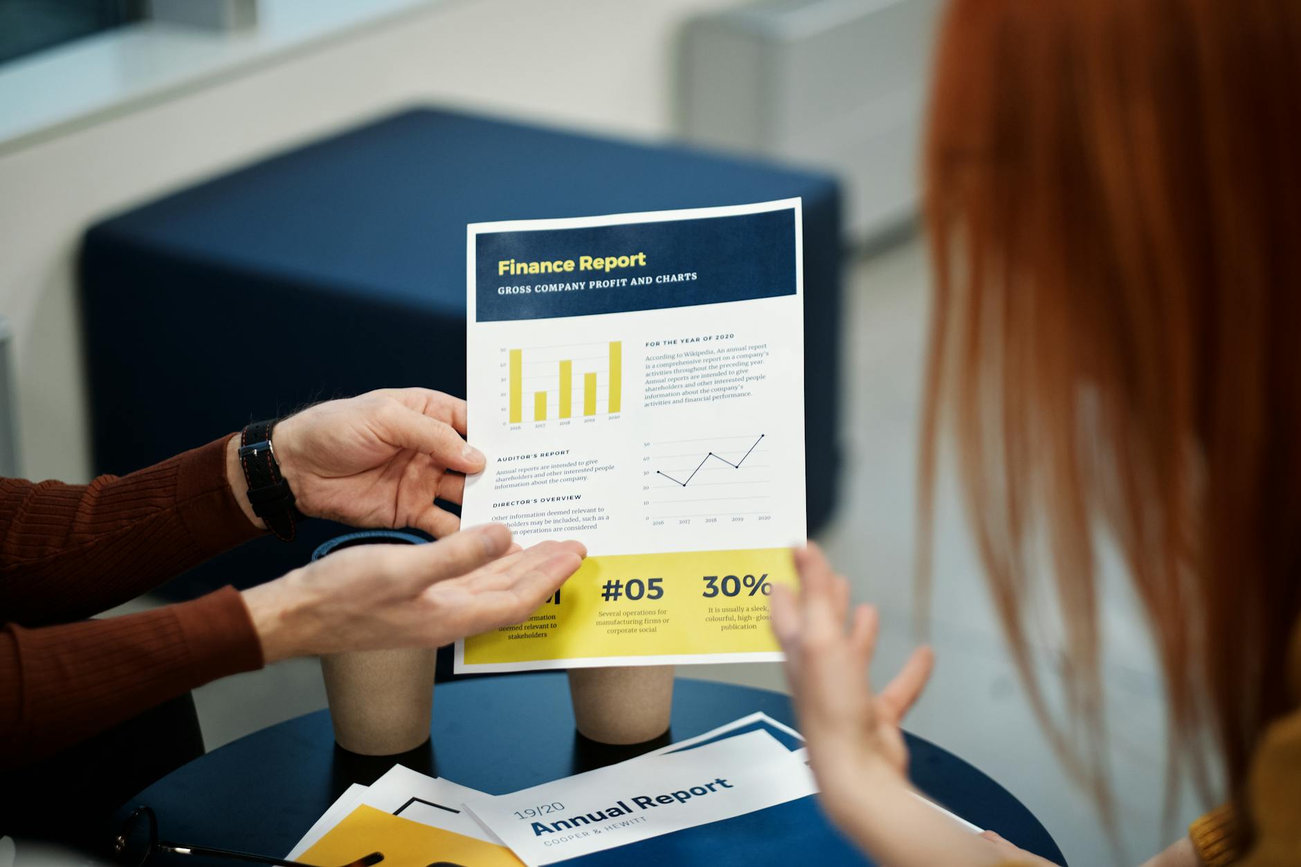 团队在复盘投放误判与数据偏差