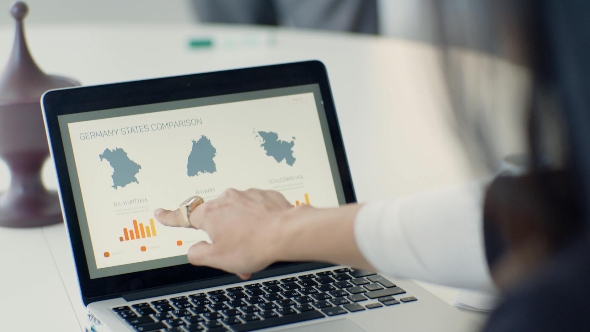 手动优化与工具优化对比分析图