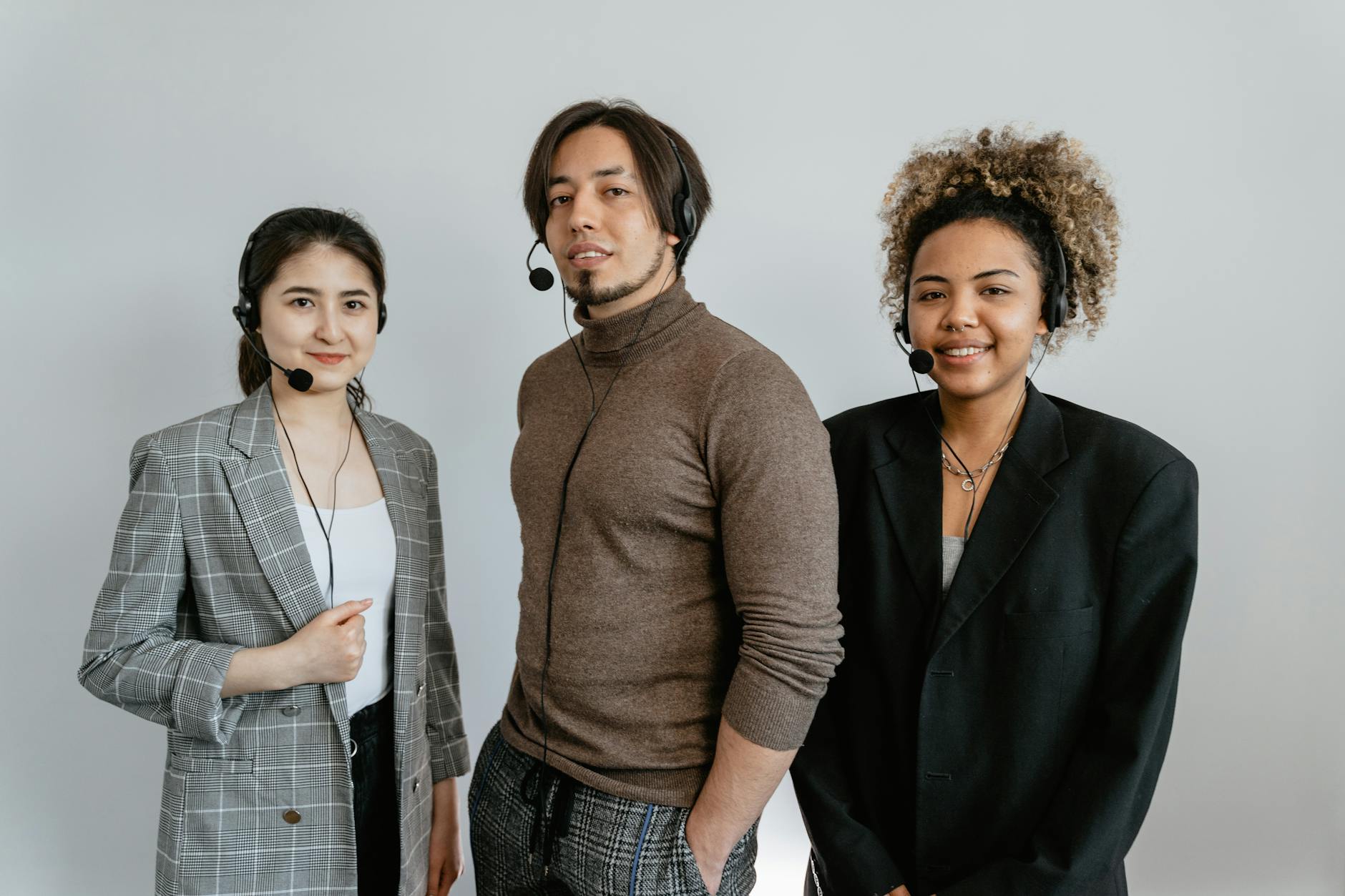 管理者查看客户满意度与转化率数据报表