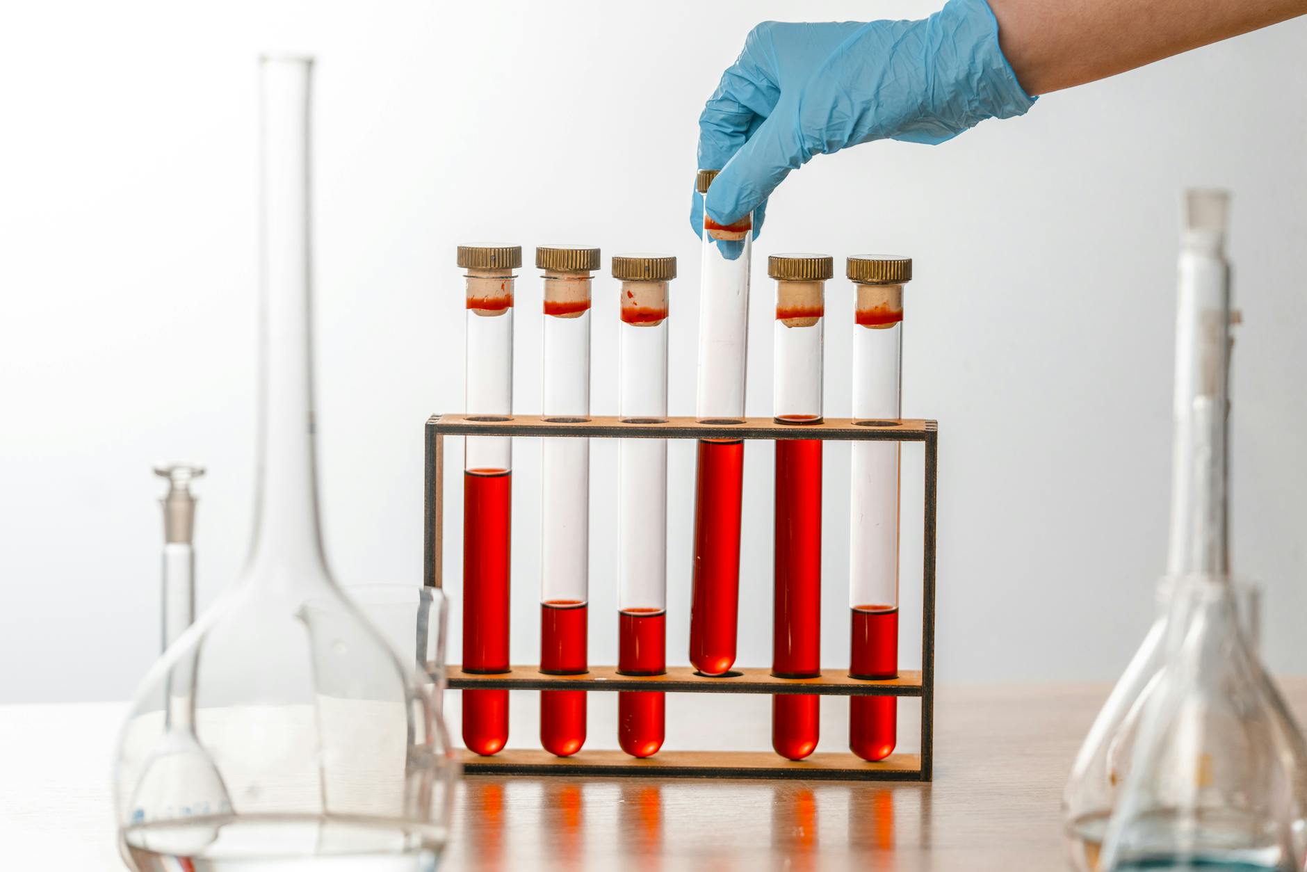 团队使用真实商品数据测试选品工具效果